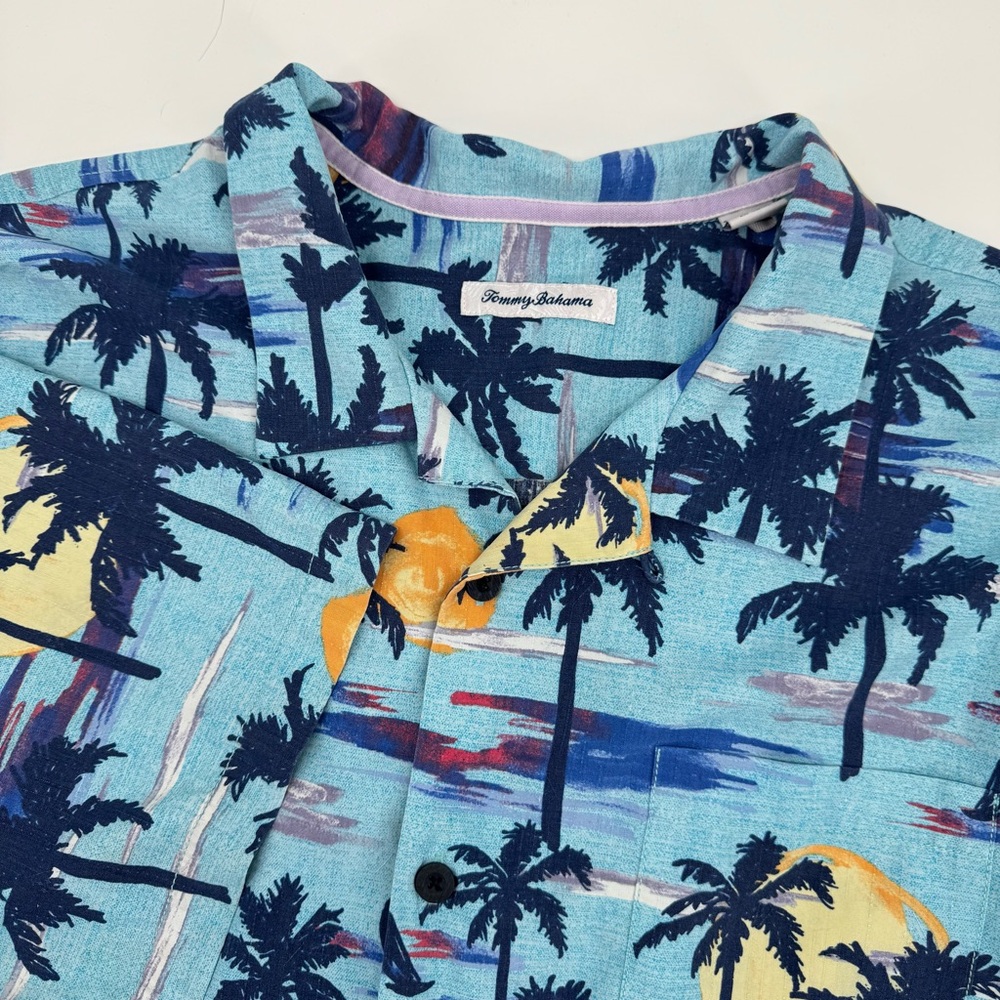 Tommy Bahama Men's 3XLB Silk Blend Palm‎ Tree Sunset Pattern Short Sleeve Shirt